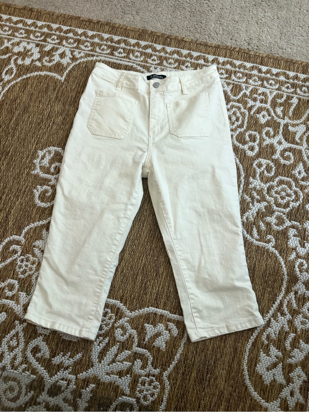 d. Jeans womens capri straight leg pants ivory front pockets size 8